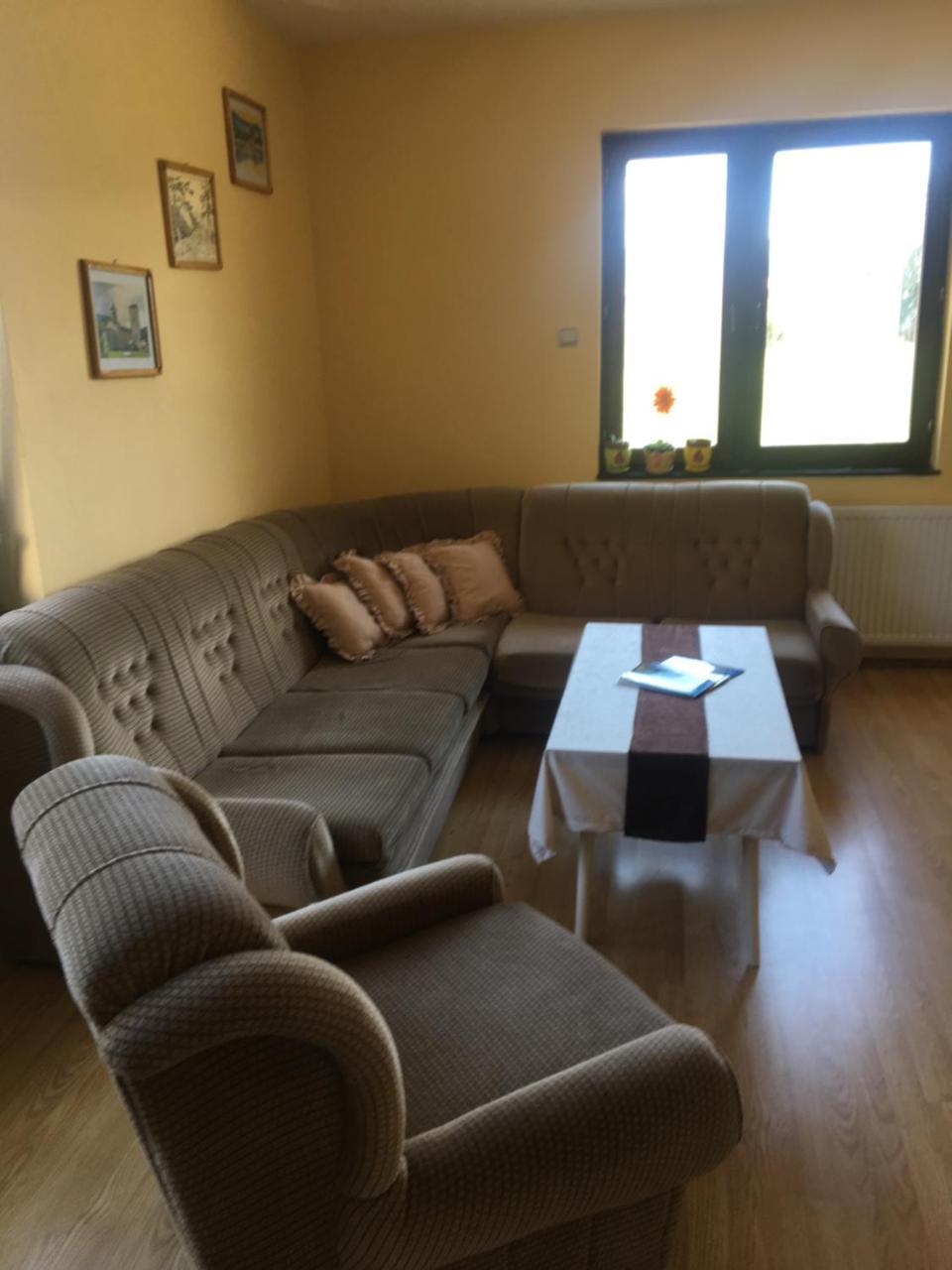 דירות באינה באשטה Zvezdica מראה חיצוני תמונה